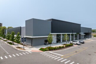 Plus de détails pour 4540 W Touhy Ave, Lincolnwood, IL - Local commercial à louer