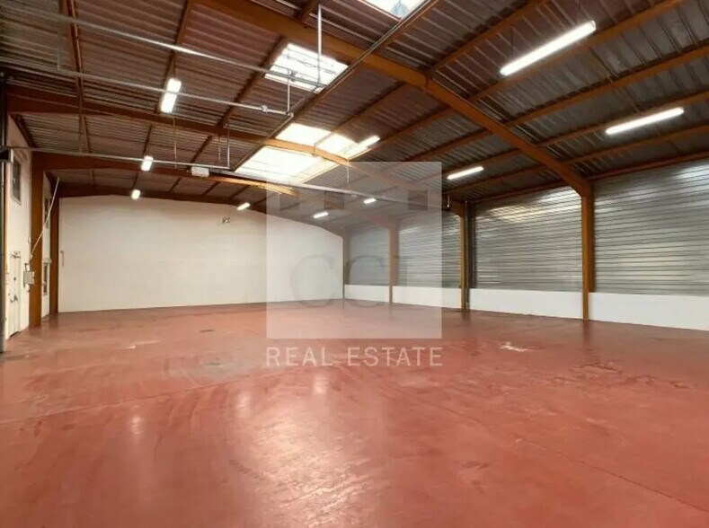 14 Rue André Sentuc, Vénissieux à louer - Photo de l’immeuble – Image 1 sur 11
