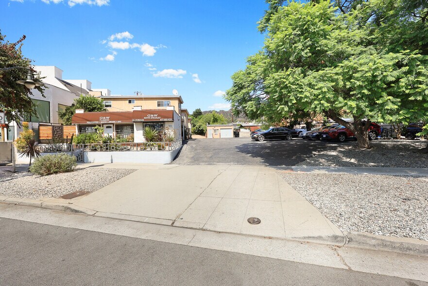 1513-1515 Colorado Blvd, Los Angeles, CA à vendre - Photo de l’immeuble – Image 2 sur 26