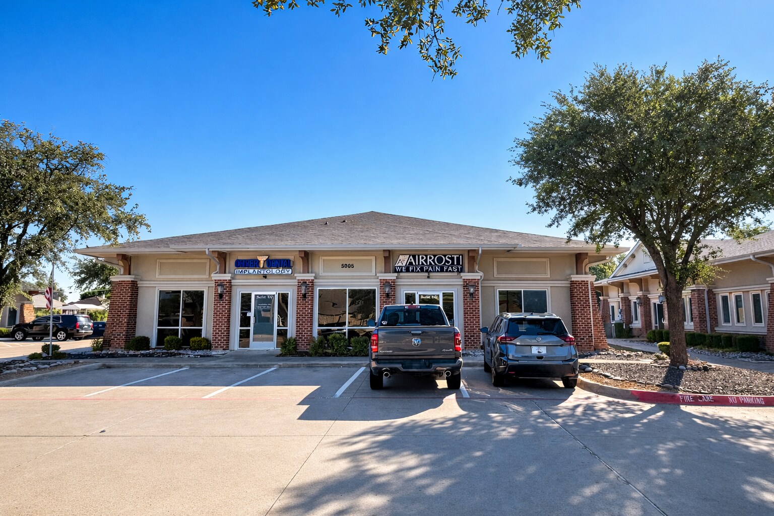 5005 Heritage Ave, Colleyville, TX à louer Photo principale– Image 1 sur 13