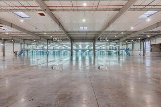 Industriel/Logistique dans Wissous à louer Photo intérieure– Image 1 sur 6