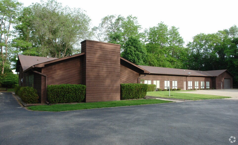 1801 Fuller Rd, West Des Moines, IA à vendre - Photo principale – Image 1 sur 23