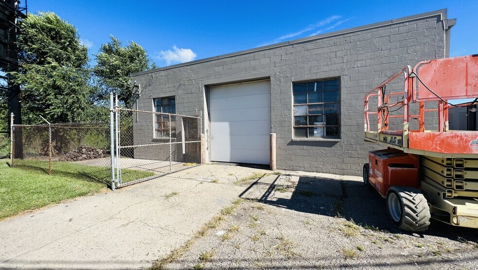 1920 Stanley Ave, Dayton, OH à vendre - Photo de l’immeuble – Image 3 sur 5