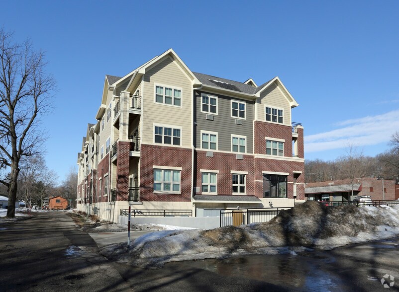 301 E Main St, Twin Lakes, WI à vendre - Photo de l’immeuble – Image 3 sur 3