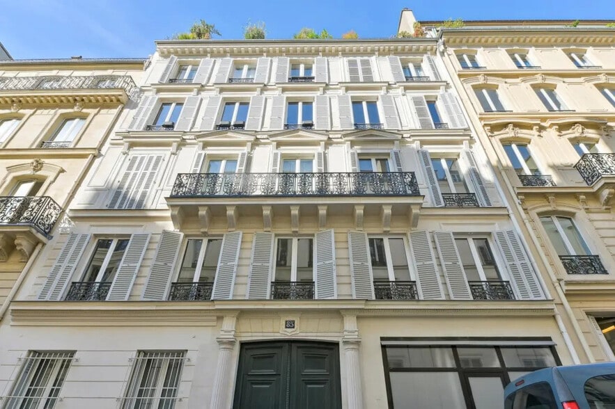 85 Rue Taitbout, Paris à louer - Photo de l’immeuble – Image 1 sur 14