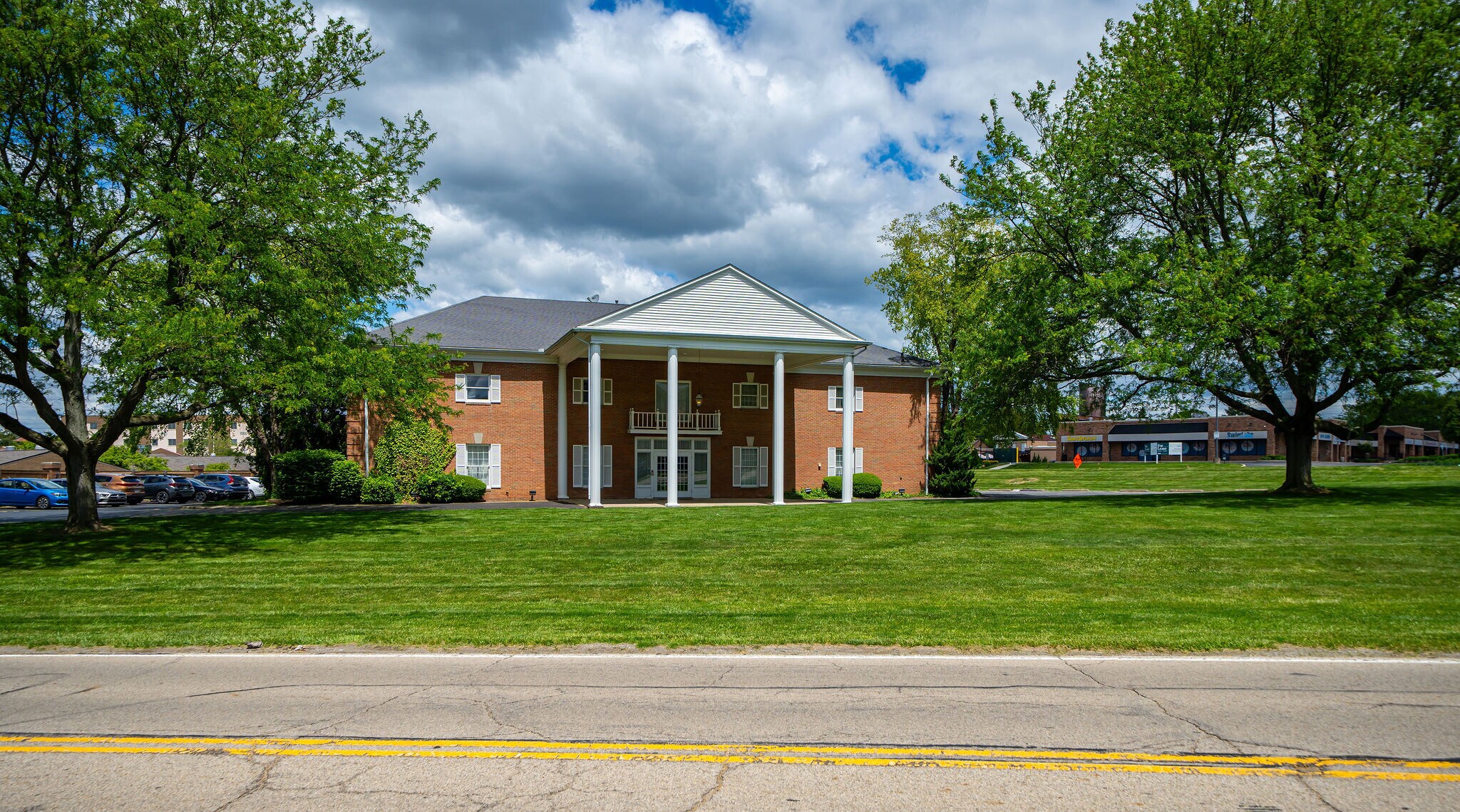 2990 Bethel Rd, Columbus, OH à vendre Photo de l’immeuble– Image 1 sur 78