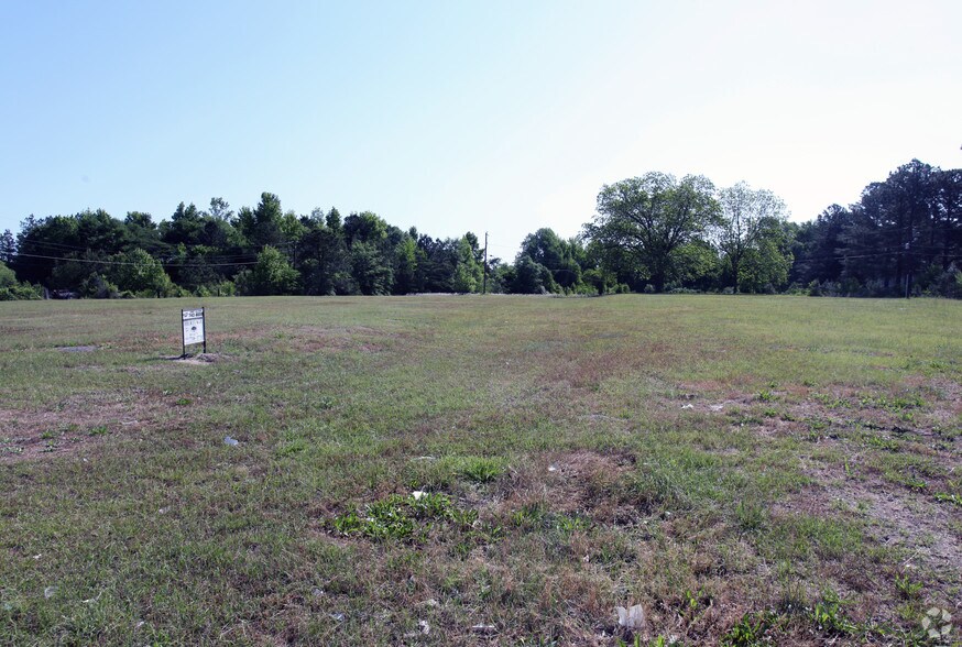 Shocket St, Fairmont, NC à vendre - Photo principale – Image 1 sur 2