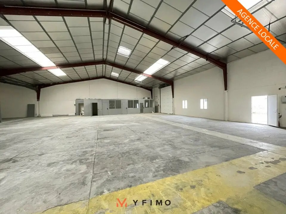 Local d'activités dans Gargenville à vendre Photo intérieure– Image 1 sur 5