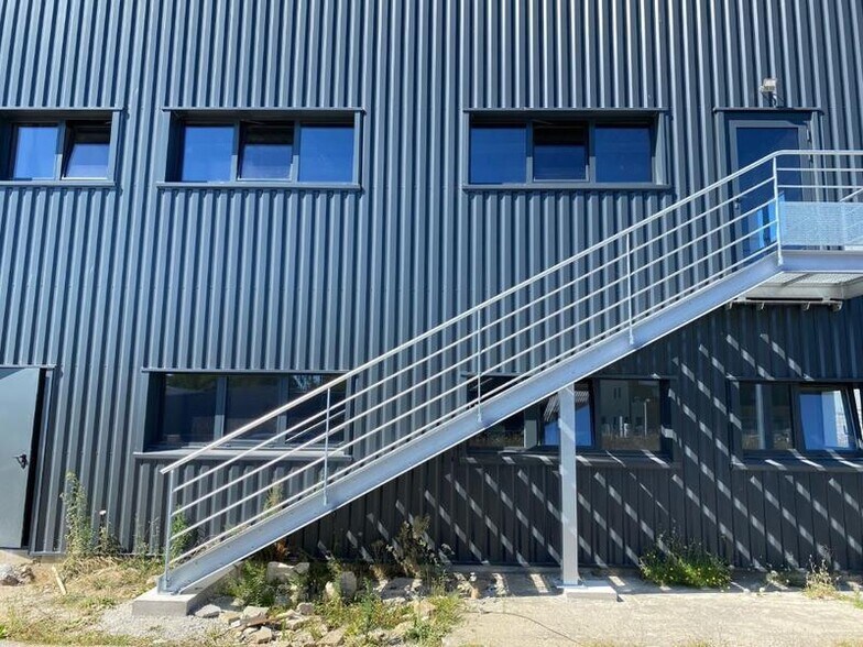 Bureau dans Vannes à louer - Photo de l’immeuble – Image 1 sur 5
