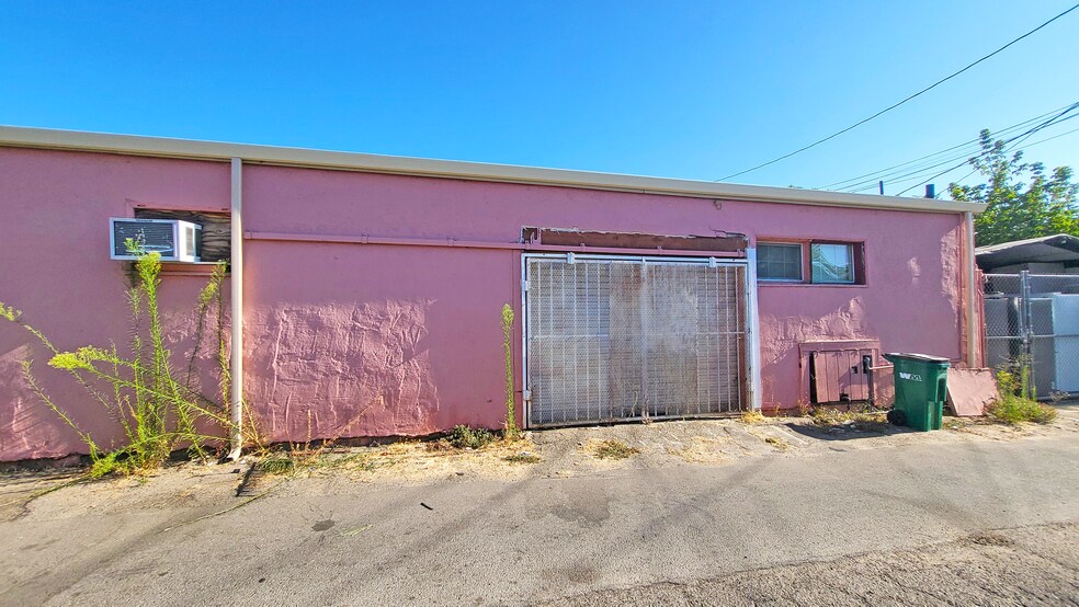 310 S Central Ave, Lodi, CA à vendre - Photo de l’immeuble – Image 3 sur 7