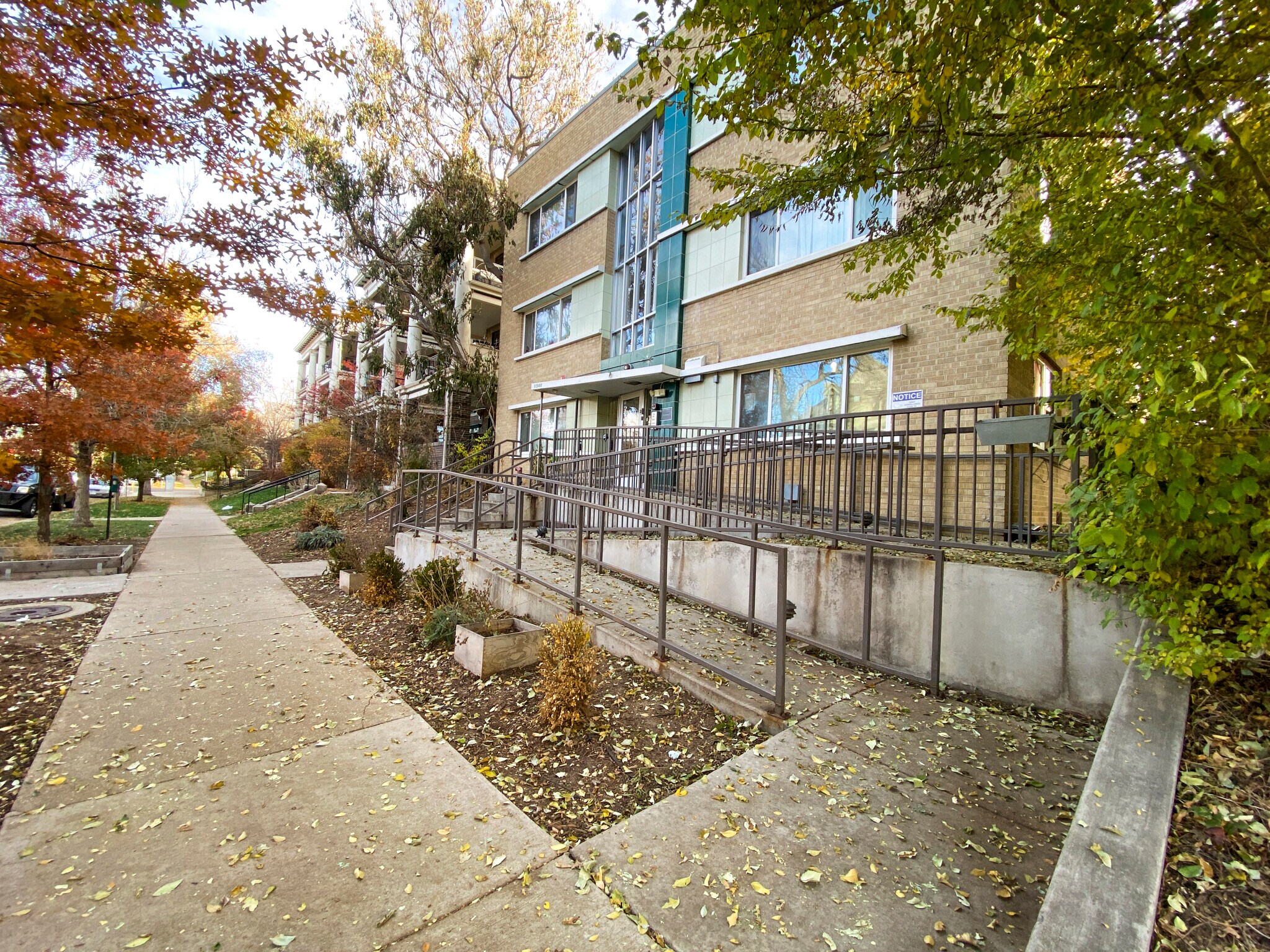 1548 Ogden St, Denver, CO à vendre Photo de l’immeuble– Image 1 sur 12