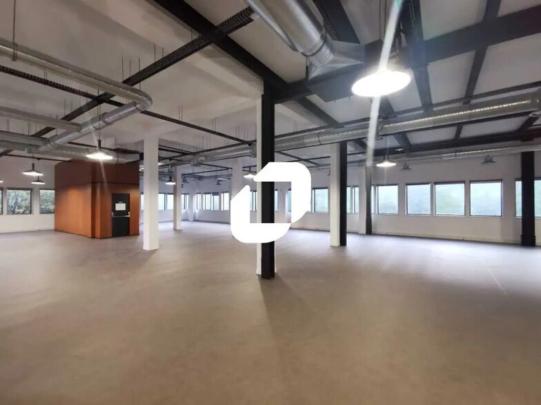 Bureau dans Malakoff à vendre - Photo de l’immeuble – Image 3 sur 8