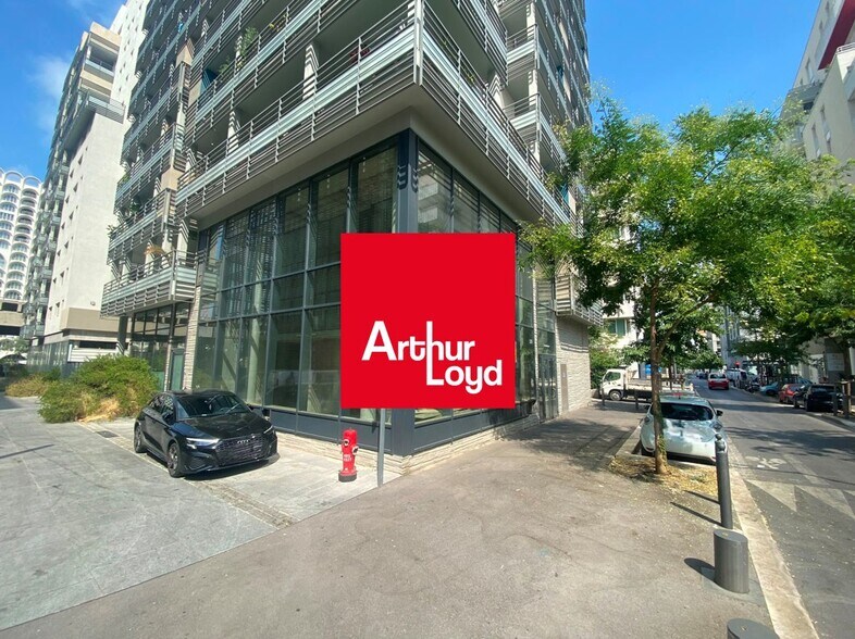 Immeuble residentiel dans Marseille à vendre - Photo de l’immeuble – Image 1 sur 8