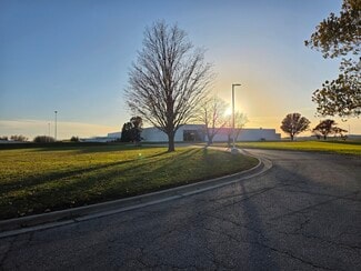 Plus de détails pour 300 Airport Rd, Ames, IA - Industriel/Logistique à louer