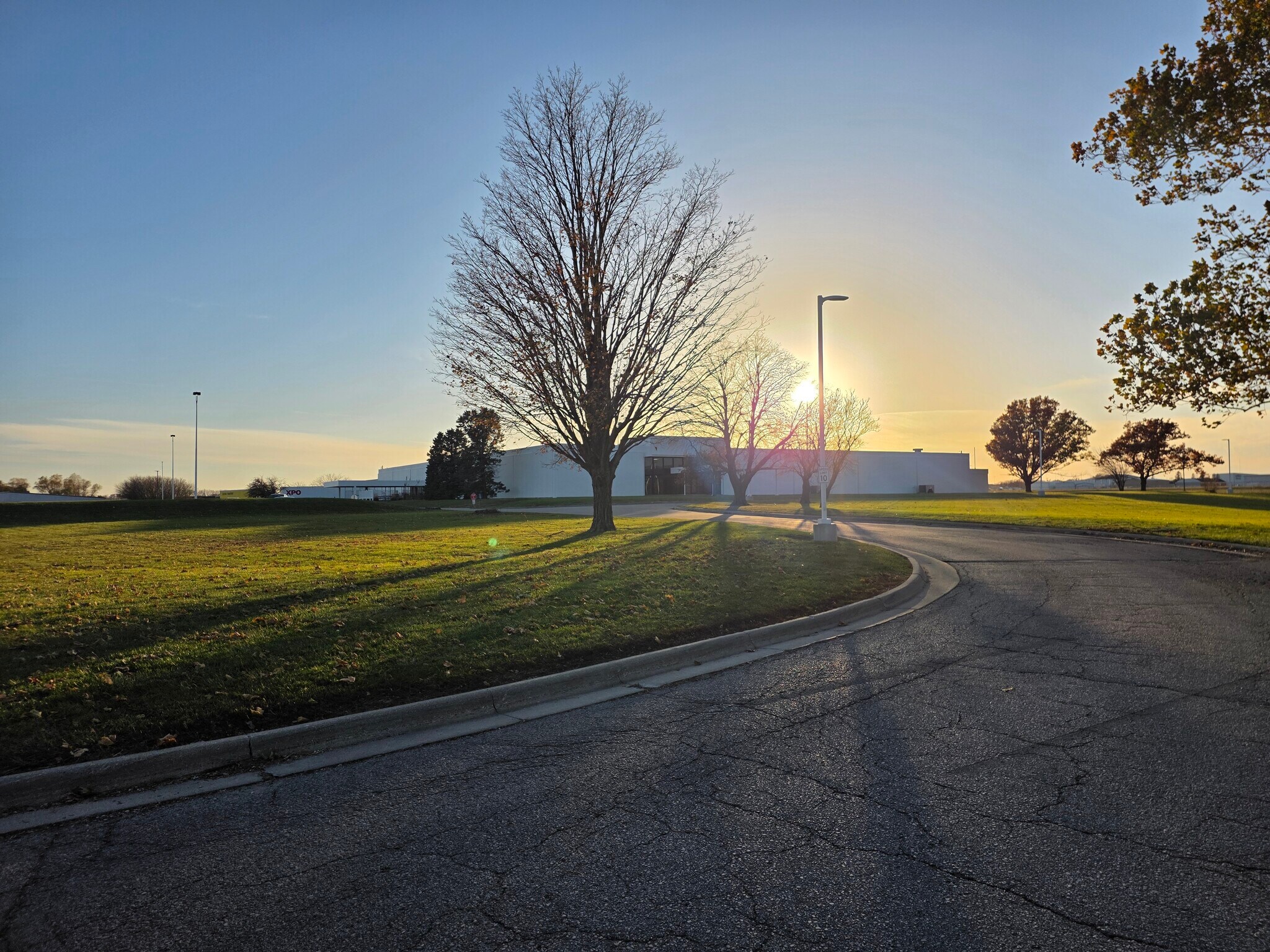 300 Airport Rd, Ames, IA à louer Photo principale– Image 1 sur 37