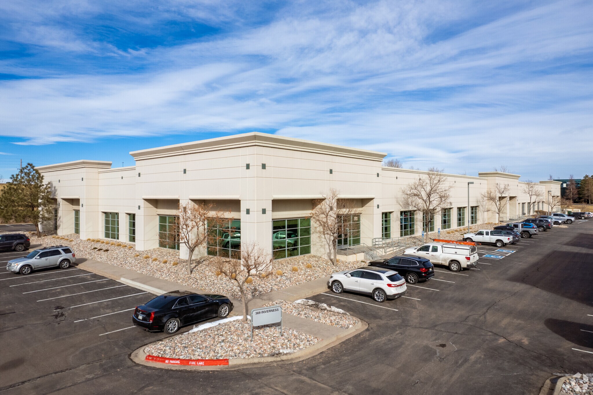 369 Inverness Pky, Englewood, CO à louer Photo principale– Image 1 sur 6