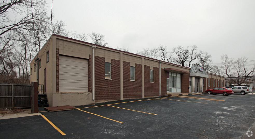 10407 Liberty Ave, Saint Louis, MO à louer - Photo de l’immeuble – Image 3 sur 4