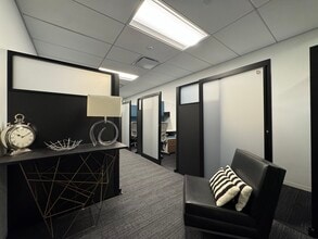 1185 Avenue of the Americas, New York, NY à louer Photo intérieure– Image 1 sur 4