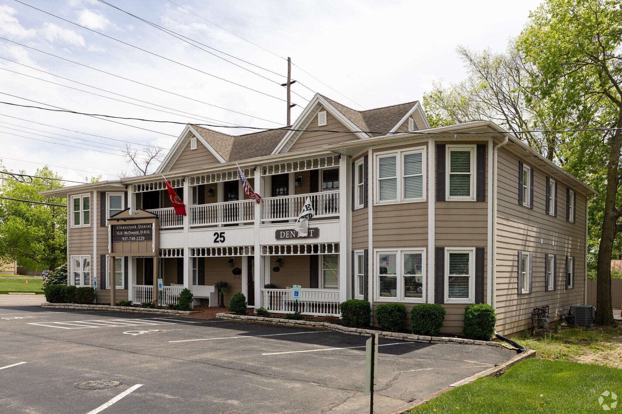 25 E Central Ave, Springboro, OH à louer Photo principale– Image 1 sur 8