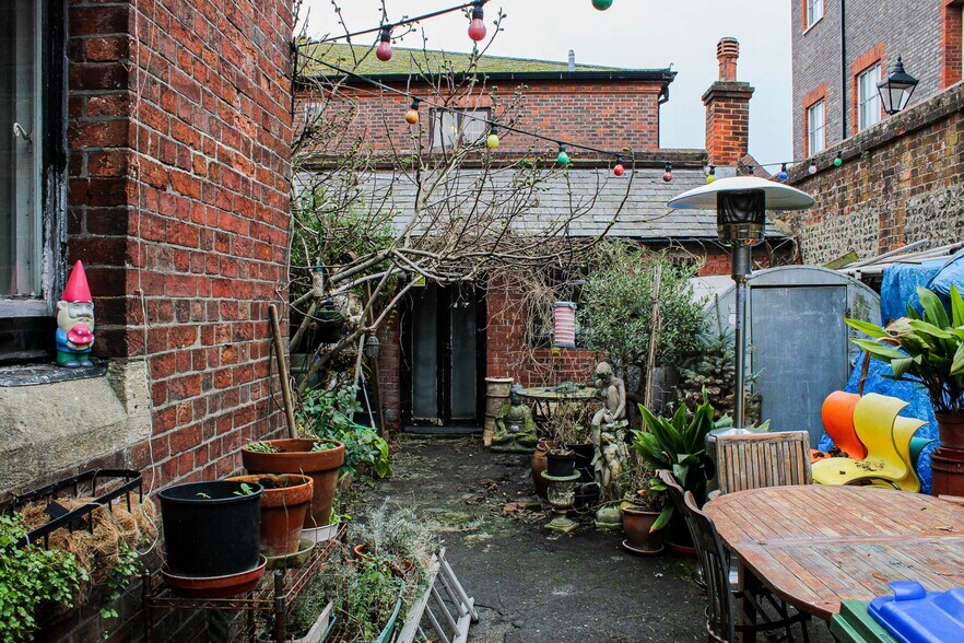 10 High St, Lewes à vendre - Photo de l’immeuble – Image 3 sur 16