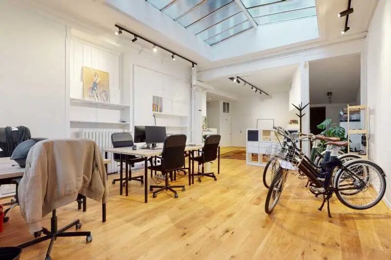 Bureau dans Paris à louer - Photo de l’immeuble – Image 1 sur 17