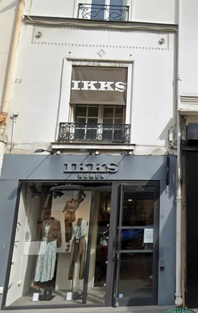 Local commercial dans Neuilly-sur-Seine à louer Photo de l’immeuble– Image 1 sur 2