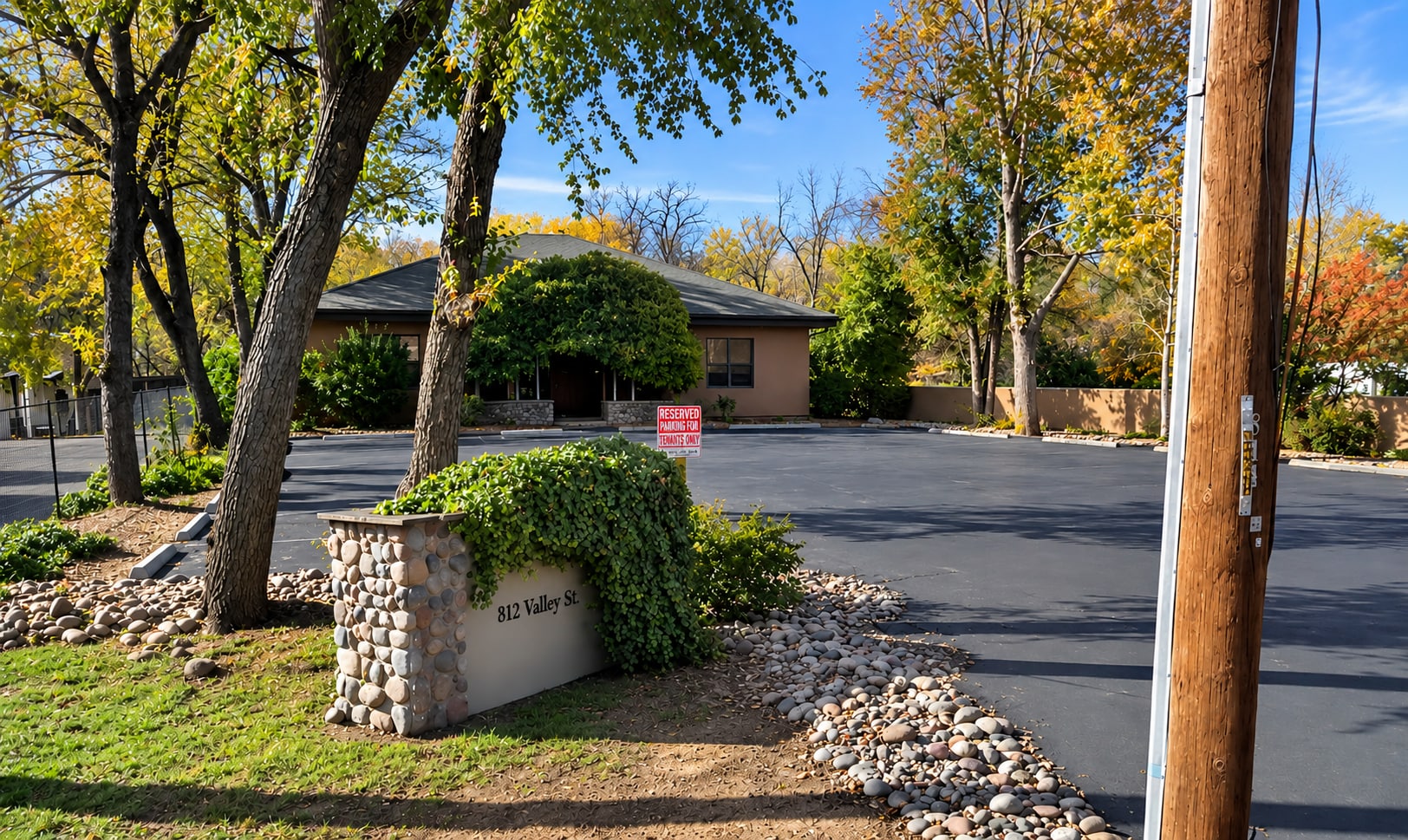 812 Valley St, Prescott, AZ à louer Photo principale– Image 1 sur 7