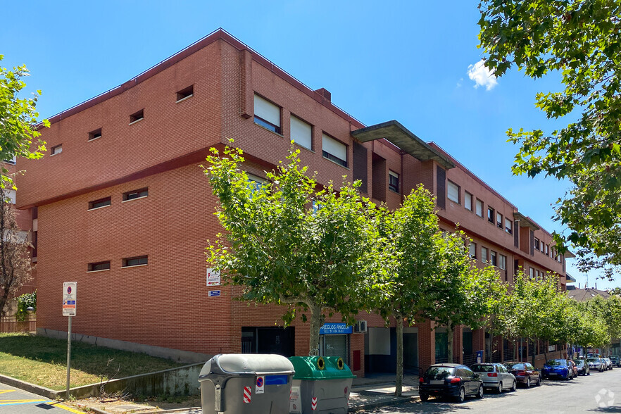 Immeuble residentiel dans Majadahonda, Madrid à vendre - Photo principale – Image 1 sur 2