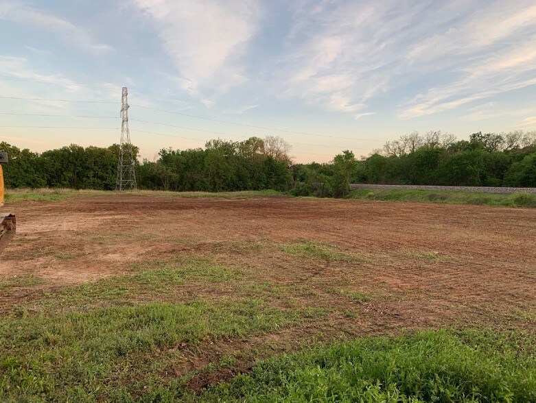 CR 401, Alvarado, TX à vendre - Photo de l’immeuble – Image 2 sur 4