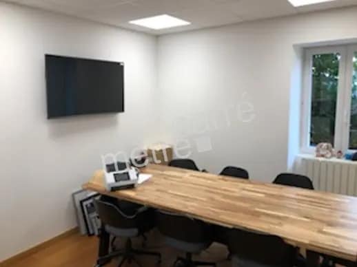 Local commercial dans Nantes à vendre - Photo de l’immeuble – Image 1 sur 4