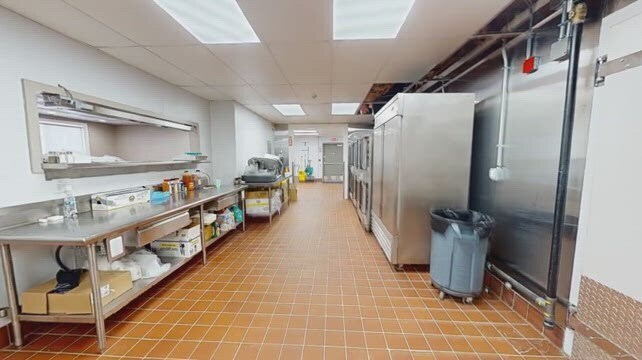 1180 S Main St, Pascoag, RI à vendre - Vidéo sur l’annonce professionnelle – Image 2 sur 33
