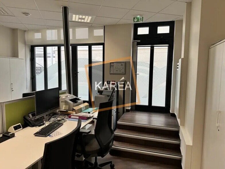 Bureau dans Mareuil-lès-Meaux à vendre - Photo de l’immeuble – Image 1 sur 5