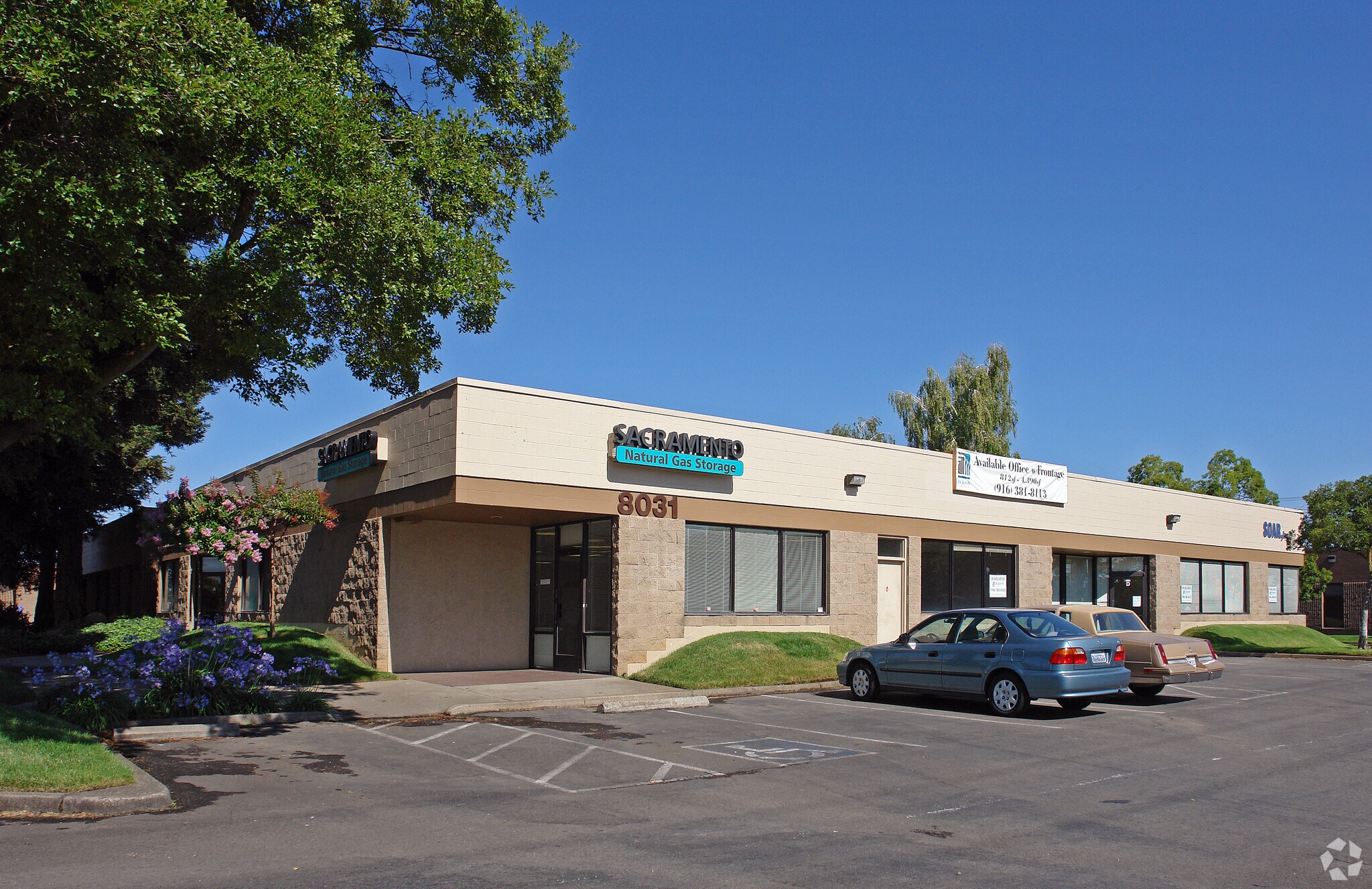 5330 Power Inn Rd, Sacramento, CA à louer Photo de l’immeuble– Image 1 sur 7