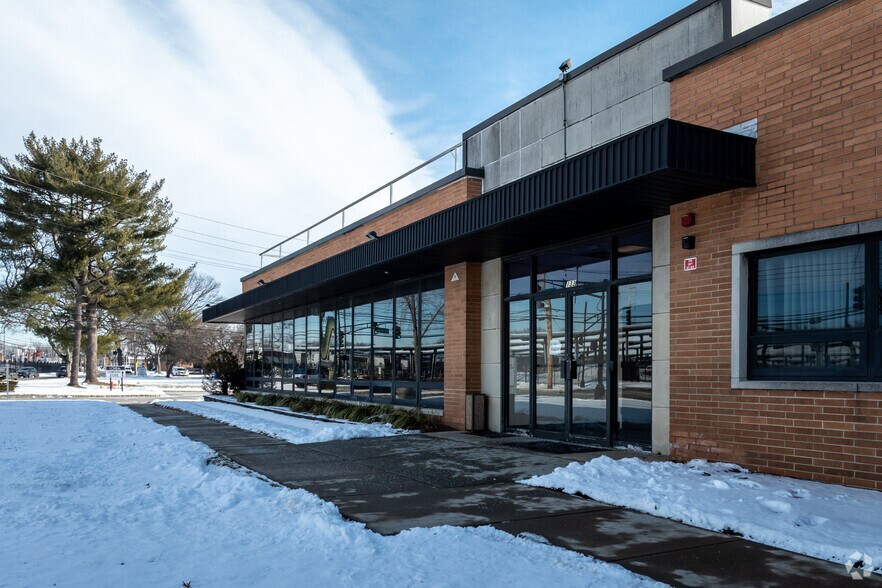133 Terminal Ave, Clark, NJ à louer - Photo de l’immeuble – Image 2 sur 10
