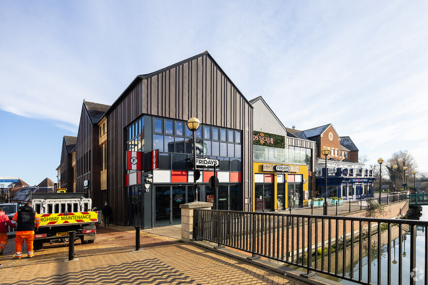 Springfield Rd, Chelmsford à louer - Photo principale – Image 1 sur 2