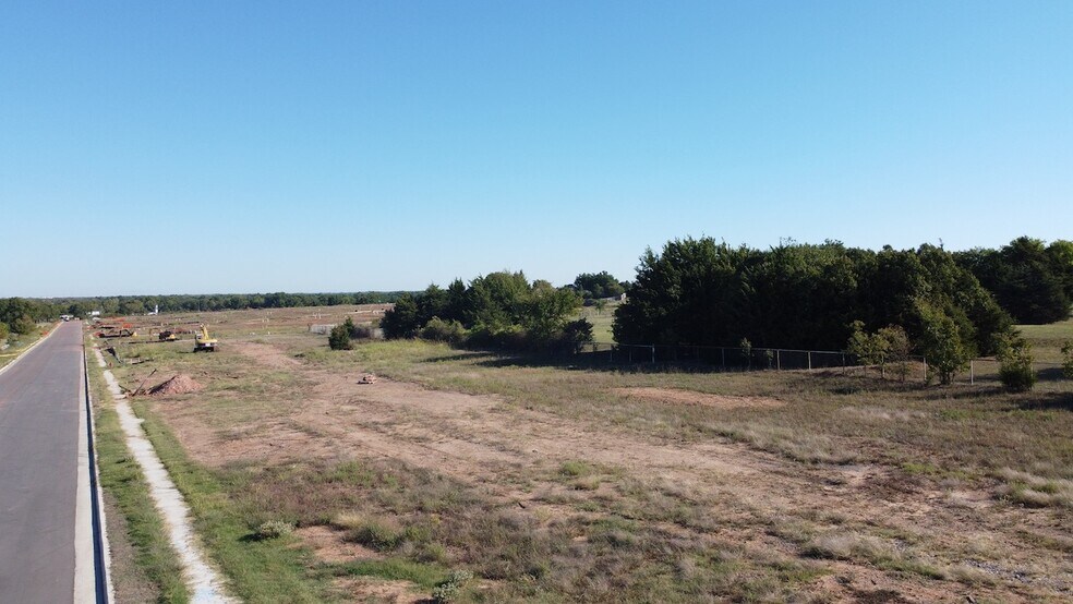 E. 45th & Sydney Dr, Shawnee, OK à vendre - Photo principale – Image 1 sur 1