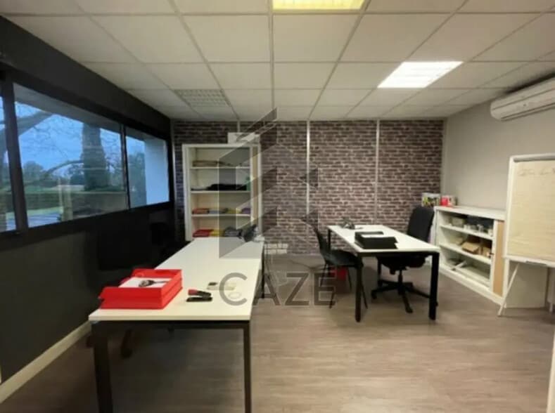 Bureau dans Gradignan à louer - Photo de l’immeuble – Image 2 sur 5