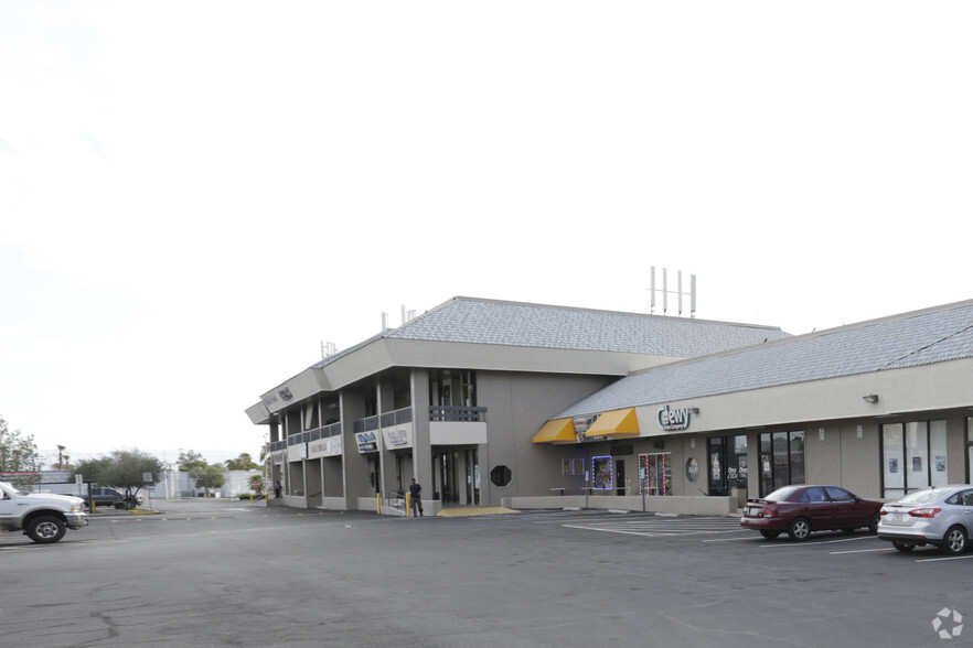 4632-4634 S Maryland Pky, Las Vegas, NV à louer - Photo de l’immeuble – Image 1 sur 9
