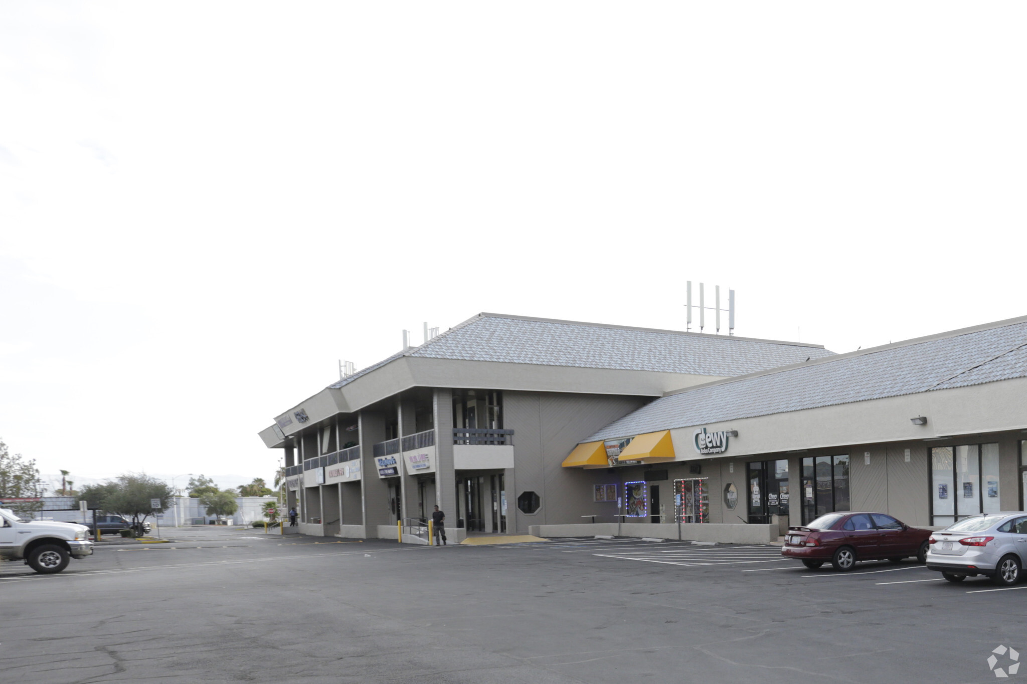 4632-4634 S Maryland Pky, Las Vegas, NV à louer Photo de l’immeuble– Image 1 sur 10
