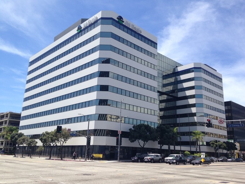 5200 W Century Blvd, Los Angeles, CA à louer - Photo principale – Image 1 sur 17