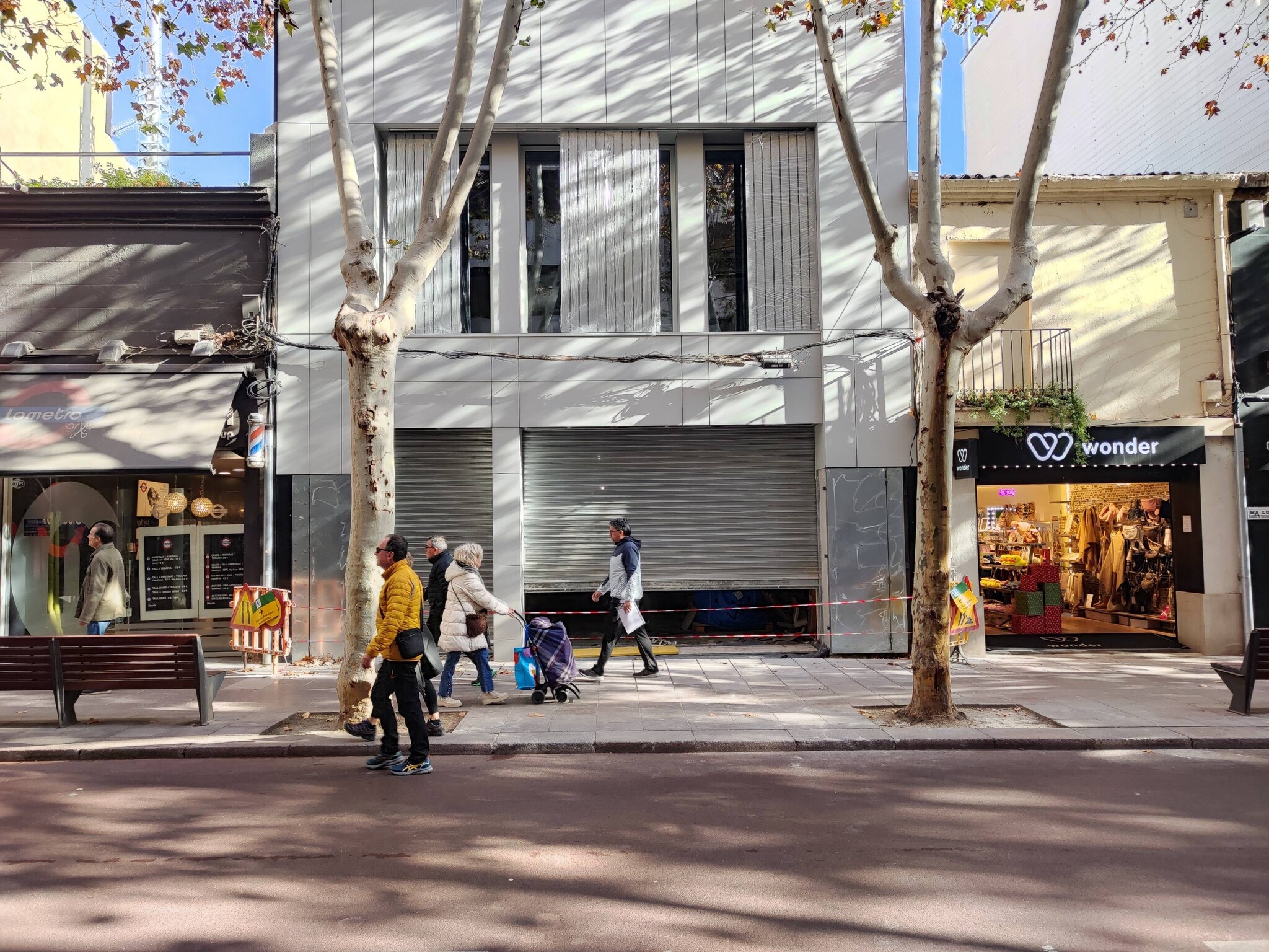 Bureaux/Local commercial dans Sabadell, Barcelona à louer Photo principale– Image 1 sur 6