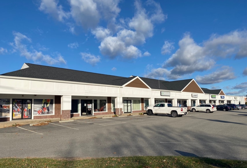 155 Jefferson Blvd, Warwick, RI à louer Photo principale– Image 1 sur 8