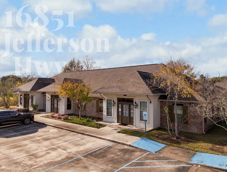 16851 Jefferson Hwy, Baton Rouge, LA à vendre - Photo de l’immeuble – Image 2 sur 12