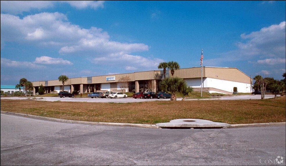 3415 Bartlett Blvd, Orlando, FL à vendre - Photo de l’immeuble – Image 2 sur 8