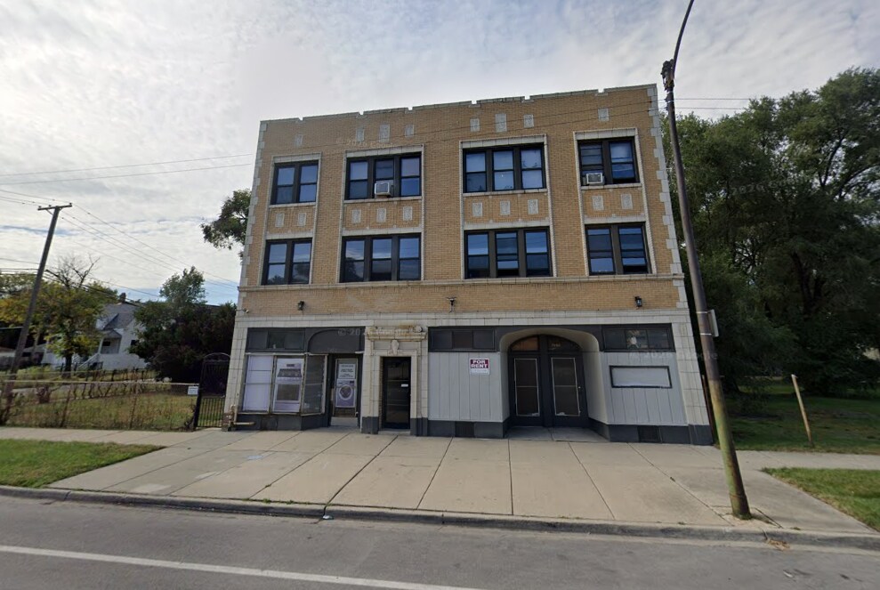 7950 S Exchange Ave, Chicago, IL à louer Photo de l’immeuble– Image 1 sur 11