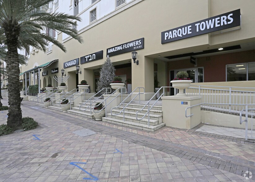 252 Sunny Isles Blvd, Sunny Isles Beach, FL à louer - Photo de l’immeuble – Image 2 sur 5