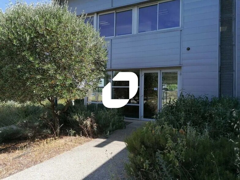 Bureau dans Castries à louer - Photo de l’immeuble – Image 3 sur 3