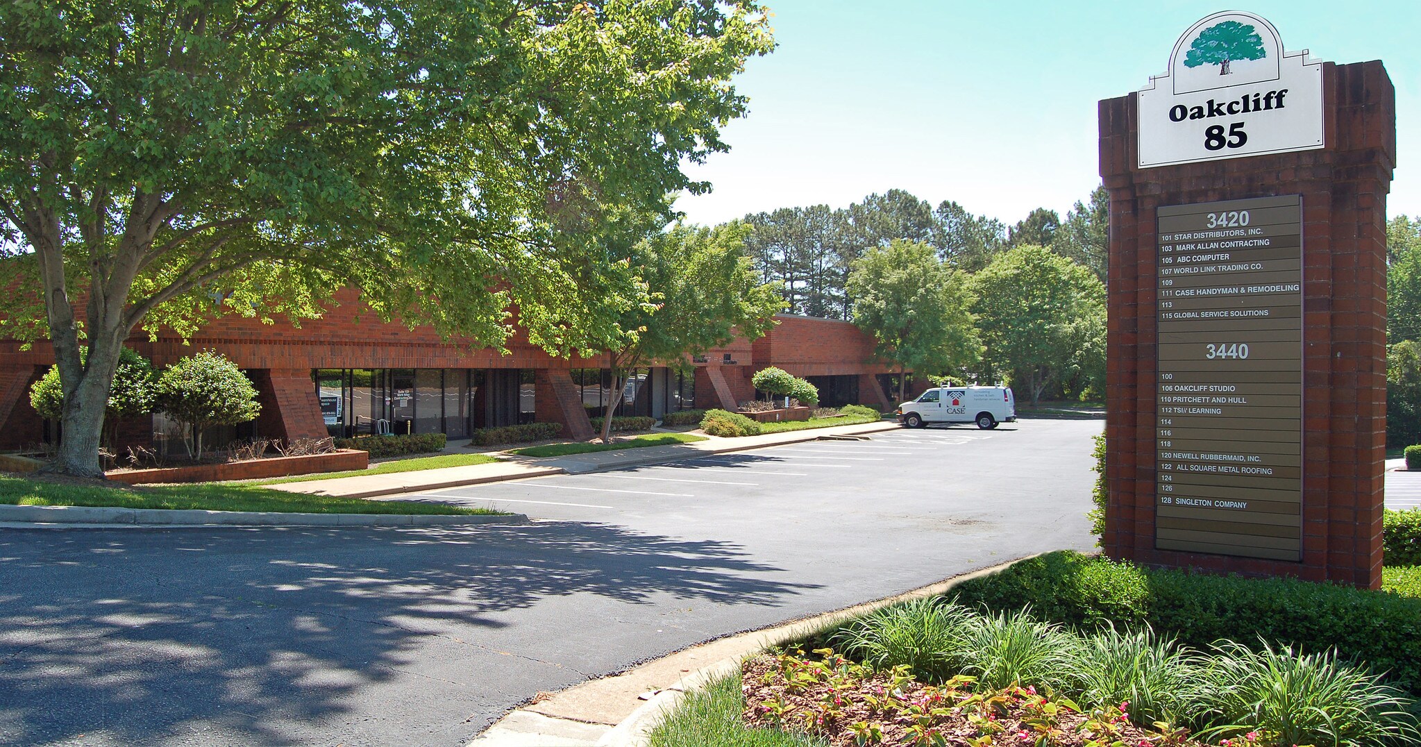 3420 Oakcliff Rd, Doraville, GA à louer Photo de l’immeuble– Image 1 sur 3
