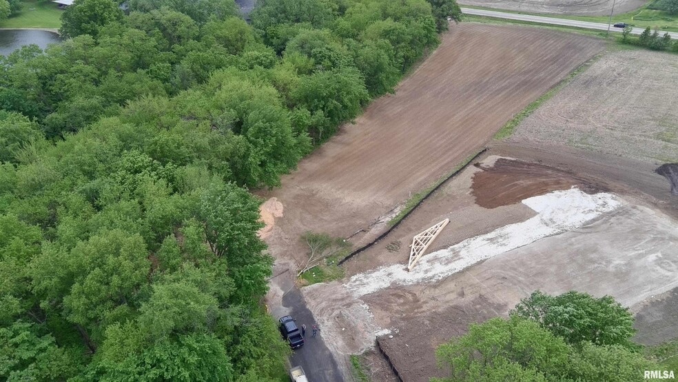 7501 US-150 Hwy, Edwards, IL à vendre - Photo principale – Image 1 sur 3