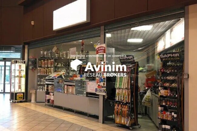 Plus de détails pour Local commercial à louer